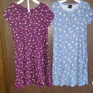 Girls Size 6/6x Floral And Heart Print Causal Dresses EUC